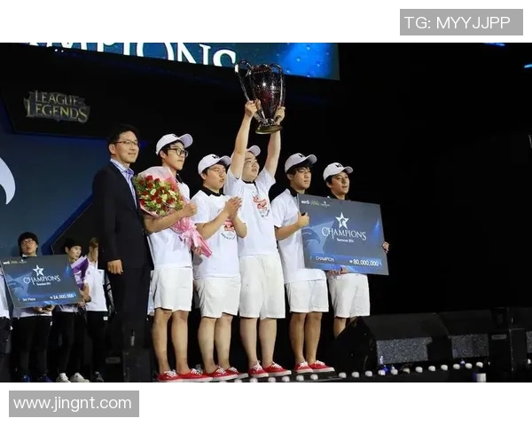 武汉篮球队的崛起之路：从默默无闻到大满贯的辉煌历程